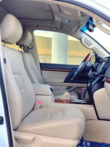 2014 Toyota LAND CRUISER 照片 7