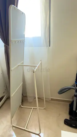 White freestanding mirror