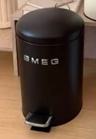 Smeg brand new Dustbin