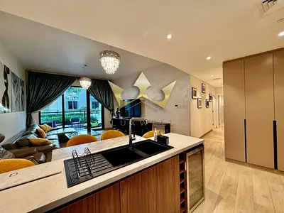 FULLY FURNISHED | VACANT PROPERTY