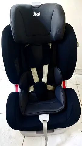 Jikel Brand ISOFIX car Seat From 6 Months to 12 Years of Age Almost New!!!