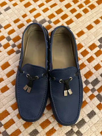 Authentic Dior Men’s Grained Leather Loafers – navy