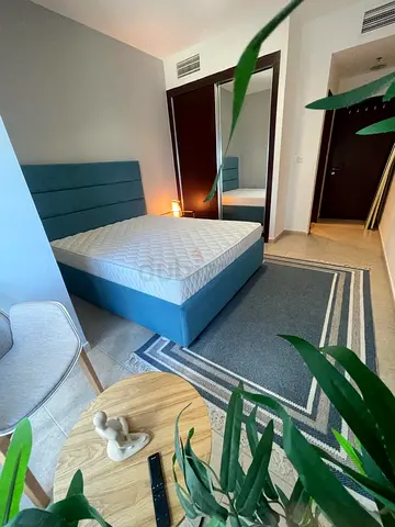 Master Room with sea view In Dubai Marina