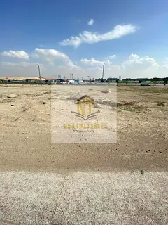 Great opportunity for investment or residential use! Land for sale in Al Muzairah, located in a prim