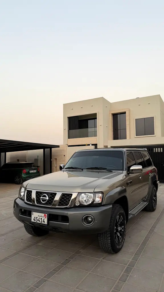 Nissan Patrol Safari 2024 — photo 1 of 15