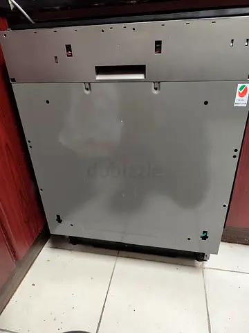Built-in Dishwasher (for parts) - Brand new few times only used