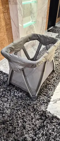 Original Aura Crib baby Bed 0-1 Year used once for a guest