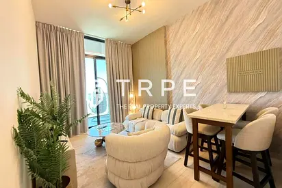 Road View | Vacant | Furnished 1BHK