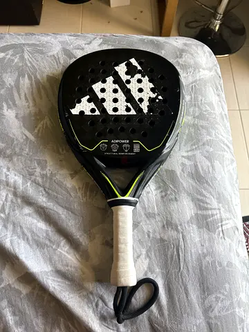 Padel racket