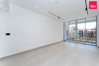 Ready To Move | Canal View | Fitted | Near Metro