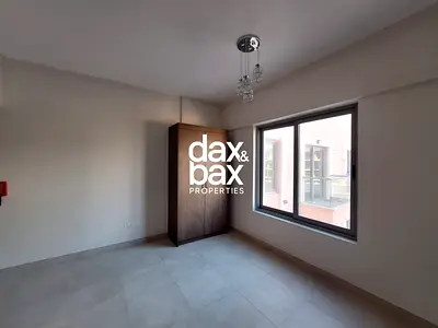 Open-View Studio | Pool Access | Ready to Move