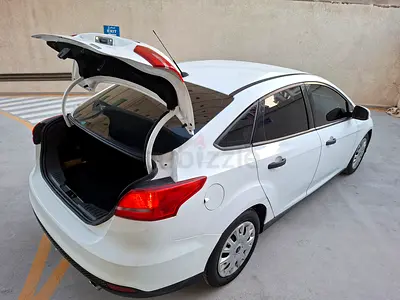2017 FORD FOCUS SEDAN ECOBOAST  GCC RTA PASSED SUPER CLEAN WELL MAINTAINED IN EXCELLENT CONDITION