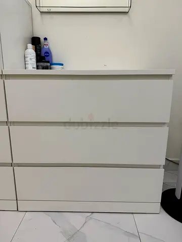 IKEA MALM Chest of 3 Drawers (80x78 cm)