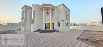 ***Dazzling 5Bhk Duplex Villa Available in Rahmaniya Area***