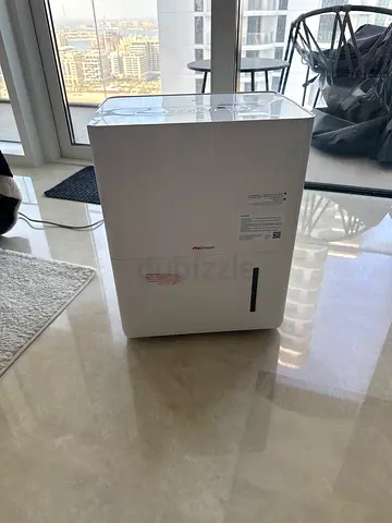 Pro Breeze dehumidifier 30L - compact, good condition