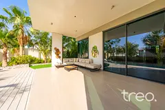 Luxury Private Pool | Upgraded | Viewable
