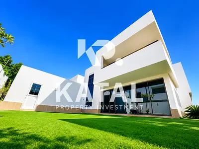 Ready to Move In | Stunning 5BR | Spacious Backyard