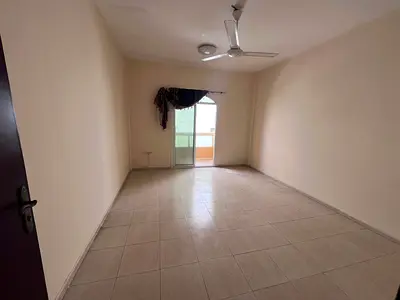 متااح الان اكبر مسااحه استديو مع بلكونه اطلاله ممتازه و مطبخ منفصل مع صيانه فري و تسهيلات ب الدفع