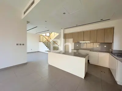 Vacant Now | Great Location | Landscaped | E2 Type