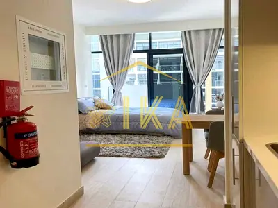 Stylish and Bright | Pool View | Prime Location