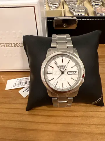 Seiko Stainless Steel Automatic Watch with Day-Date (White Dial)