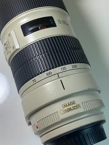 Canon EOS 70-200 2.8  lens