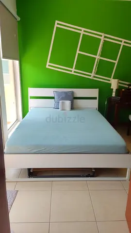 White single bed frame with mattress in great condition