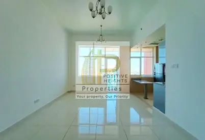 Modern Urban 1BR | Few Steps from Mall of Emirates | 6 Chqs