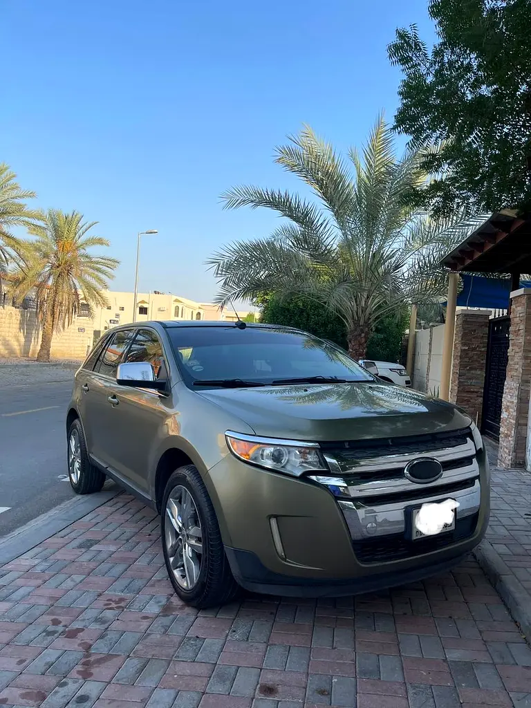 Ford Edge 2013 — photo 1 of 6