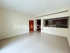 Unfurnished l Vacant l Swimming Pool View