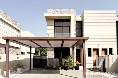 Single Row | Vacant | Landscaped Garden