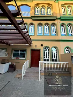 Lovely 3BR Townhouse for Rent in Al Zahia Ajman - Master Bedroom - Spacious Hall - Open View Balcony