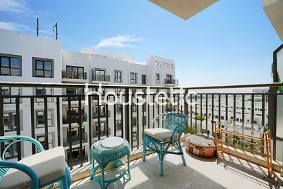 Fully Furnished |Community View | Vacant