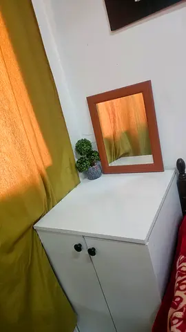 White 2-Drawer Bedside Cabinet / Nightstand in Good Condition with mirror