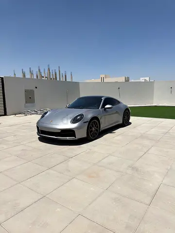 Porsche 911 Carrera 2025 GCC | Agency Warranty |  Service Package | No accidents | No Paint