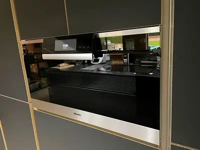 Miele 90cm Pyrolytic Electric Wall Oven H6890BP built-in integrated by hyp