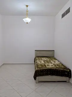 MASTER BEDROOM FOR RENT FOR EXECUTIVE BACHELOR IN MUWEILLAH