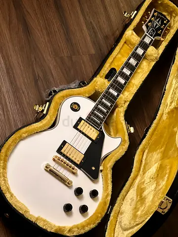Brand New Epiphone IGC Les Paul Custom