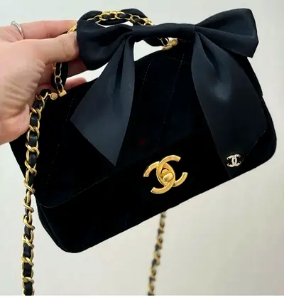 Chanel Black Quilted Chain-strap Handbag with Bow Accent (Gold Hardware)