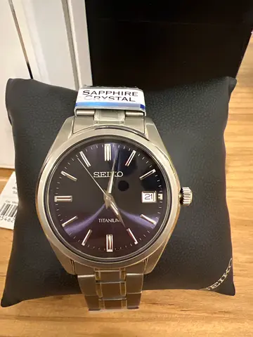 Seiko Titanium Mens Watch with Sapphire Crystal - Classic Black Dial