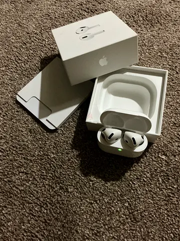 AirPods 4 للبيع🎧✨