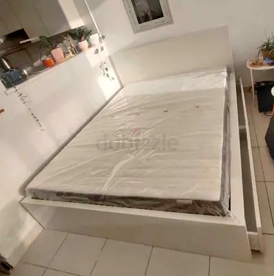 IKEA malam queen‑size bed (160 × 200 cm) with 2 storage drawers underneath and an IKEA mattress ✨