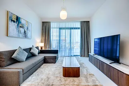 Marvelous 1BD Sea View Apartment with Beach Access
