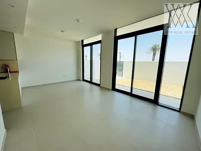 Brand New | Single Row | Spacious Unit