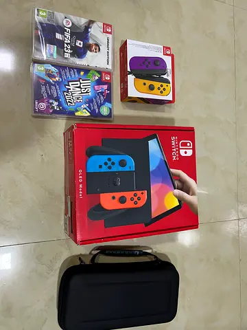Nintendo Switch Oled (Excellent Condition)