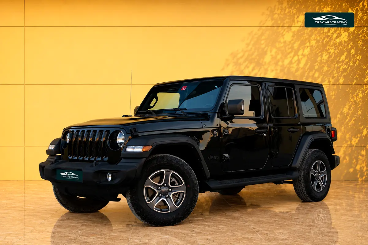 Jeep Wrangler Unlimited 2023 — photo 1 of 17