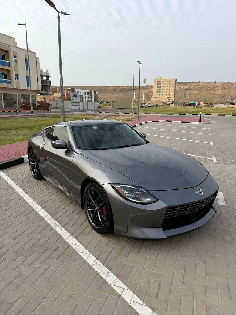 Nissan Z 2023 — photo 1 of 11