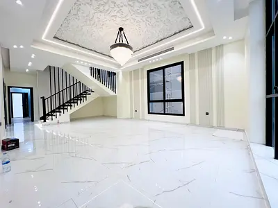 First occupancy, very high-quality finishes, large spaces, 2 large living rooms with built-in wardrobes