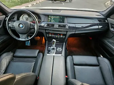 2010 BMW 7-SERIES 照片 11