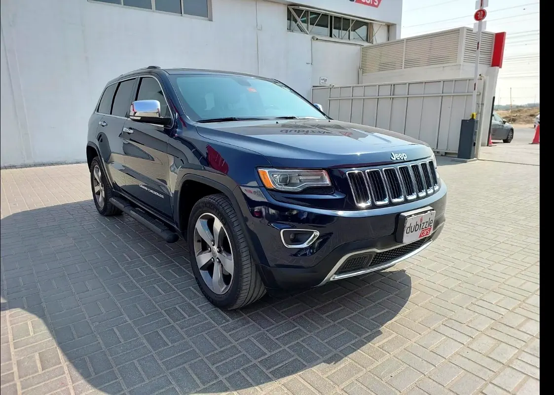 Jeep Grand Cherokee 2015 — photo 1 of 12
